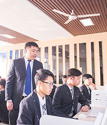 實(shí)戰(zhàn)授課，實(shí)訓(xùn)教學(xué)